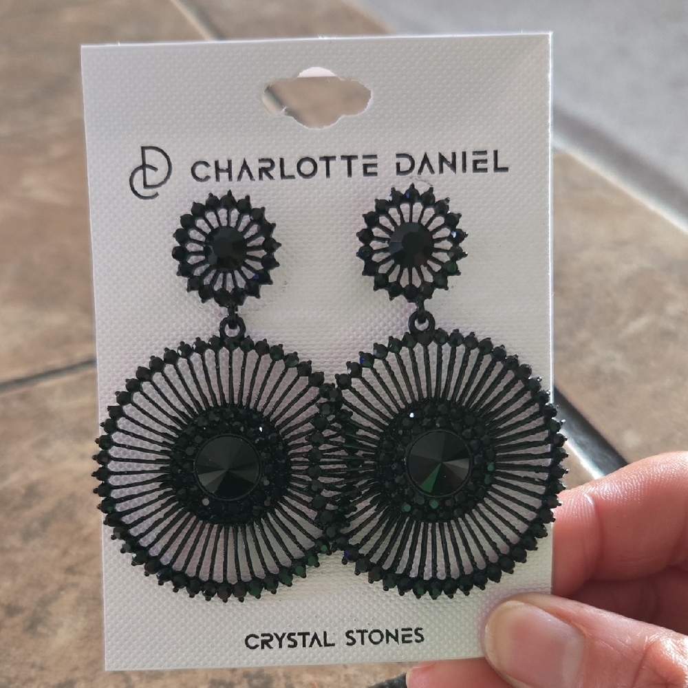 Charlotte Daniel Black Crystal Earrings. 🖤 NEW